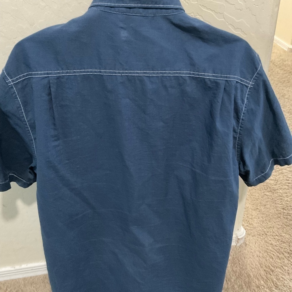 Men’s used Tommy Bahama denim relax button front shirt size L large Pre own item - Picture 4 of 4